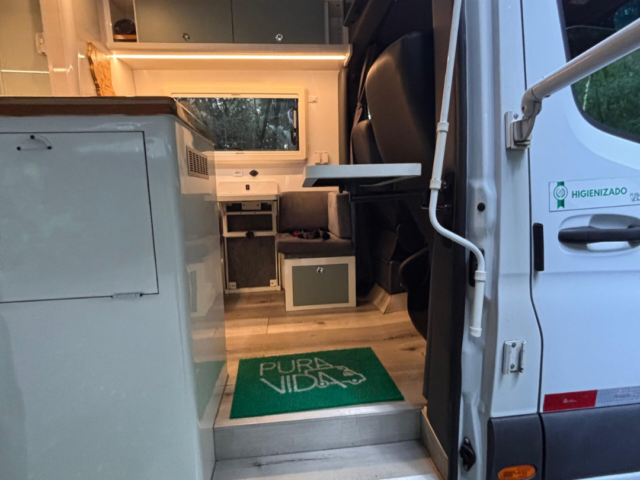 Motorhome Bem-te-vi para alugar em São José – SC – Mercedes 2022 — foto 5