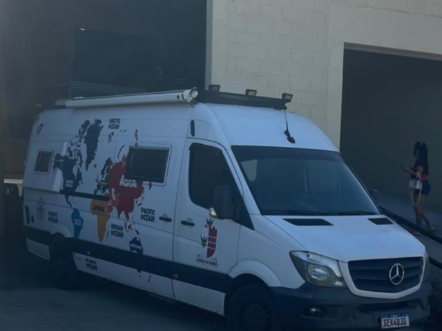 Motorhome Mercedes-Benz Sprinter Extra Longa 2017/2022 – 4 Pessoas — foto 2