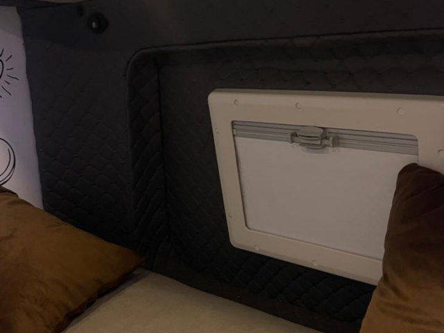 Motorhome Mercedes-Benz Sprinter Extra Longa 2017/2022 – 4 Pessoas — foto 4