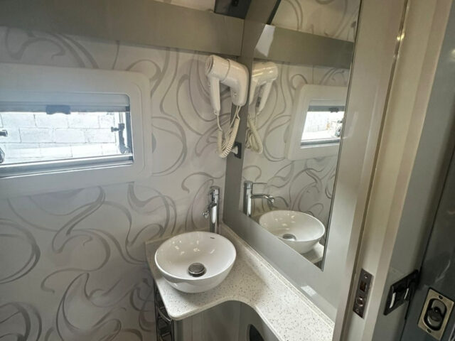 Motorhome MWM X10 2010 — foto 3