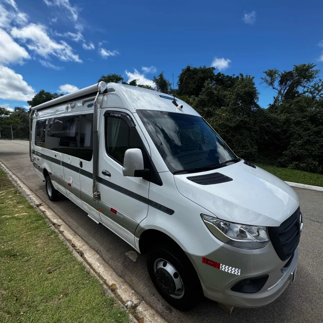 Motorhome Santo Inácio 7.3 2025 à Venda – Sprinter 517 | 4 Pessoas — foto 1