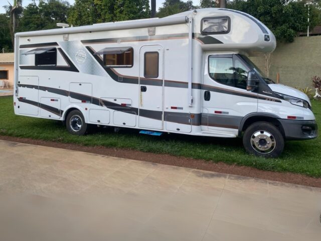 Motorhome Santo Inácio 8.5SI 2022 Apenas 11.000km — foto 2