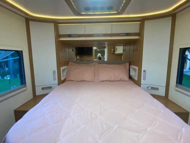 Motorhome Santo Inácio 8.5SI 2022 Apenas 11.000km — foto 4