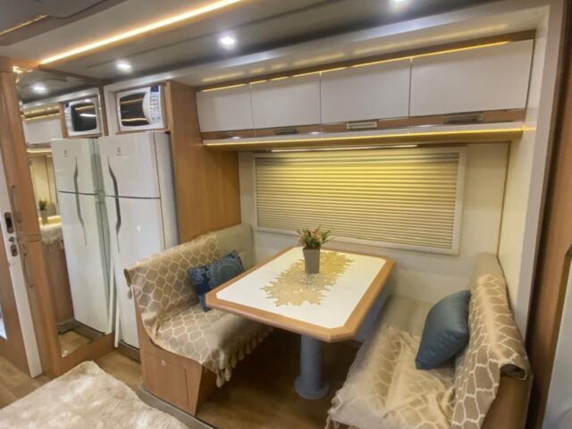 Motorhome Santo Inácio 8.5SI 2022 Apenas 11.000km — foto 5