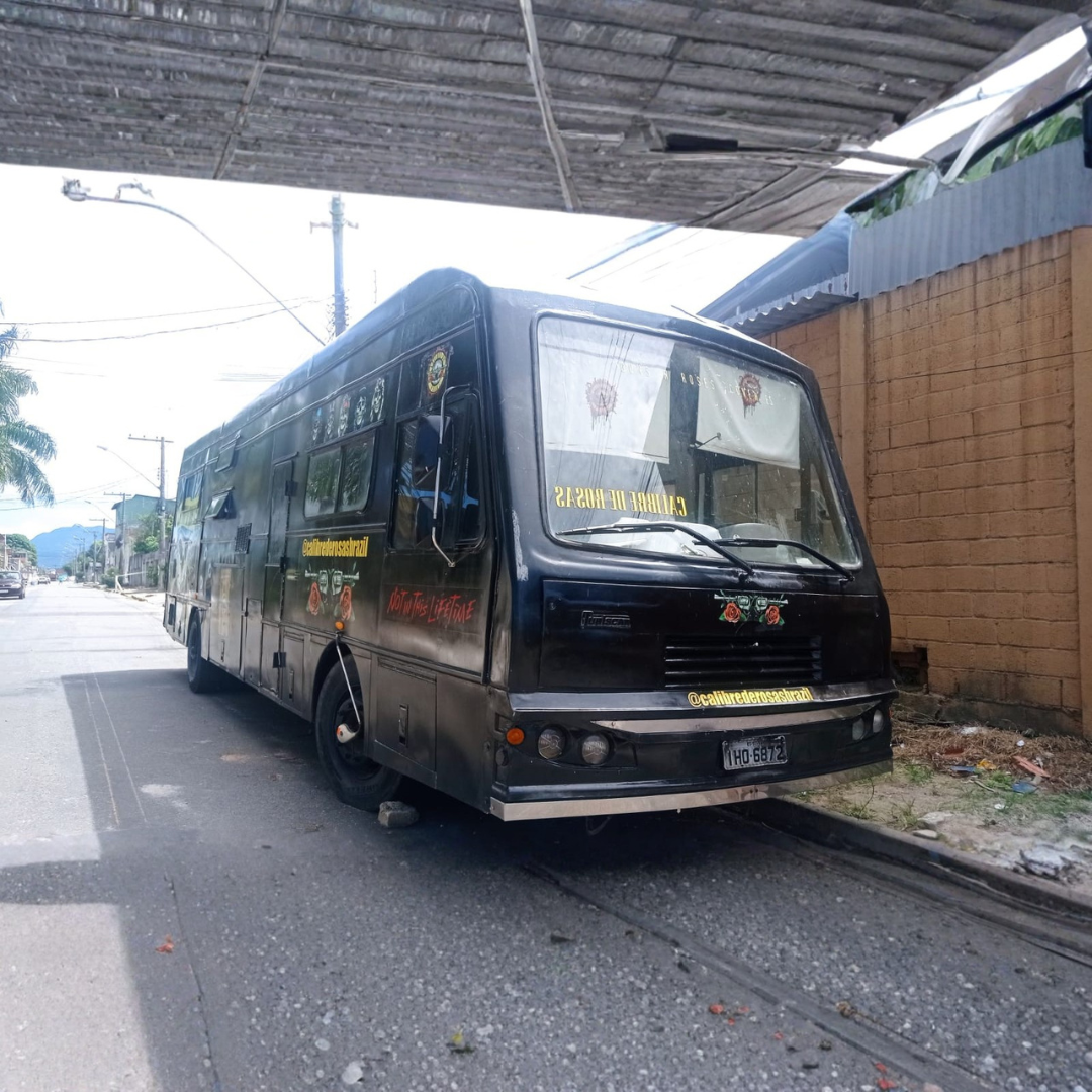 Motorhome Turiscar Riviera 1100 1975 à Venda – 8 Pessoas — foto 1